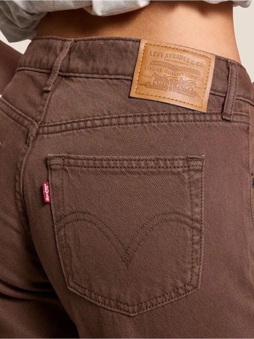 NWT Levi's low loose jeans - 28x30 - washed bracken brown